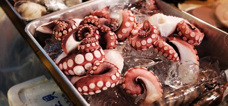 Tips for spicing up seafood with crock pot cooking